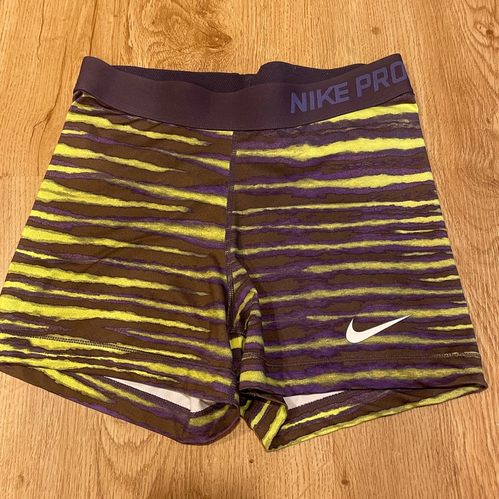LIKE NEW Nike Pro Spandex ✔️